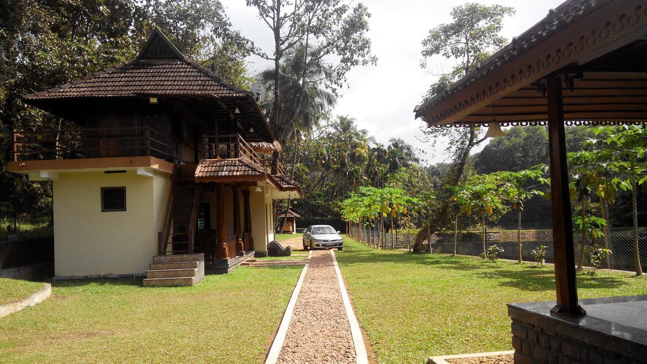 7Th Heaven Resorts Kochi Exterior foto